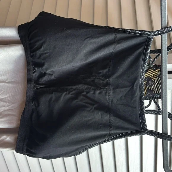 Prana Floral Halter Built-In Bra🦚 - Picture 7 of 9